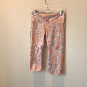 Alo Leggings, Size Medium
